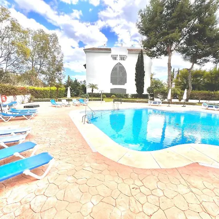 Albatros In Puerto Banus 150 Meters From The Apartment